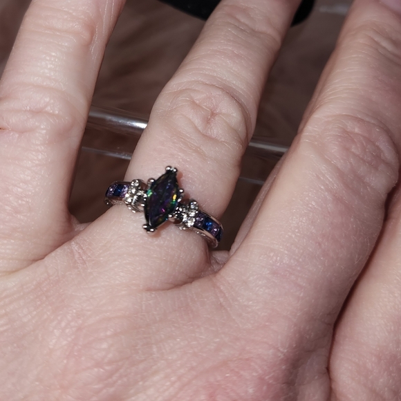 Fire Topaz inspired marquis ring. BEAUTIFUL SIZE 7 (Y21) - Picture 2 of 5